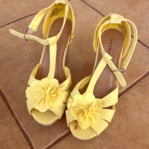 Yellow madden girl cork wedges
